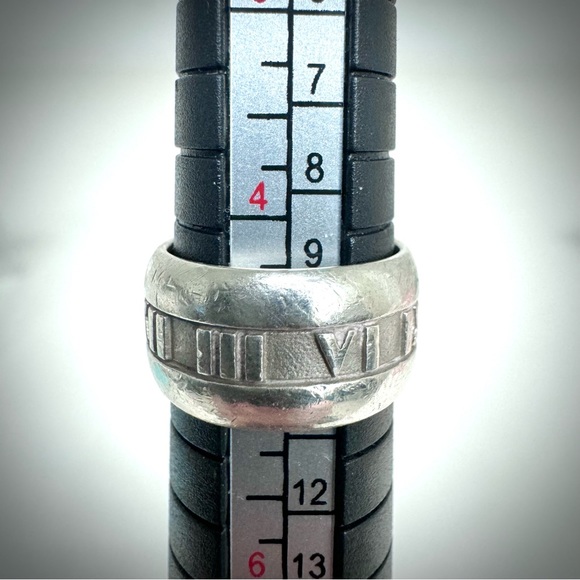 **SOLD**Tiffany & Co Atlas Ring Size 4.5 - Picture 3 of 3